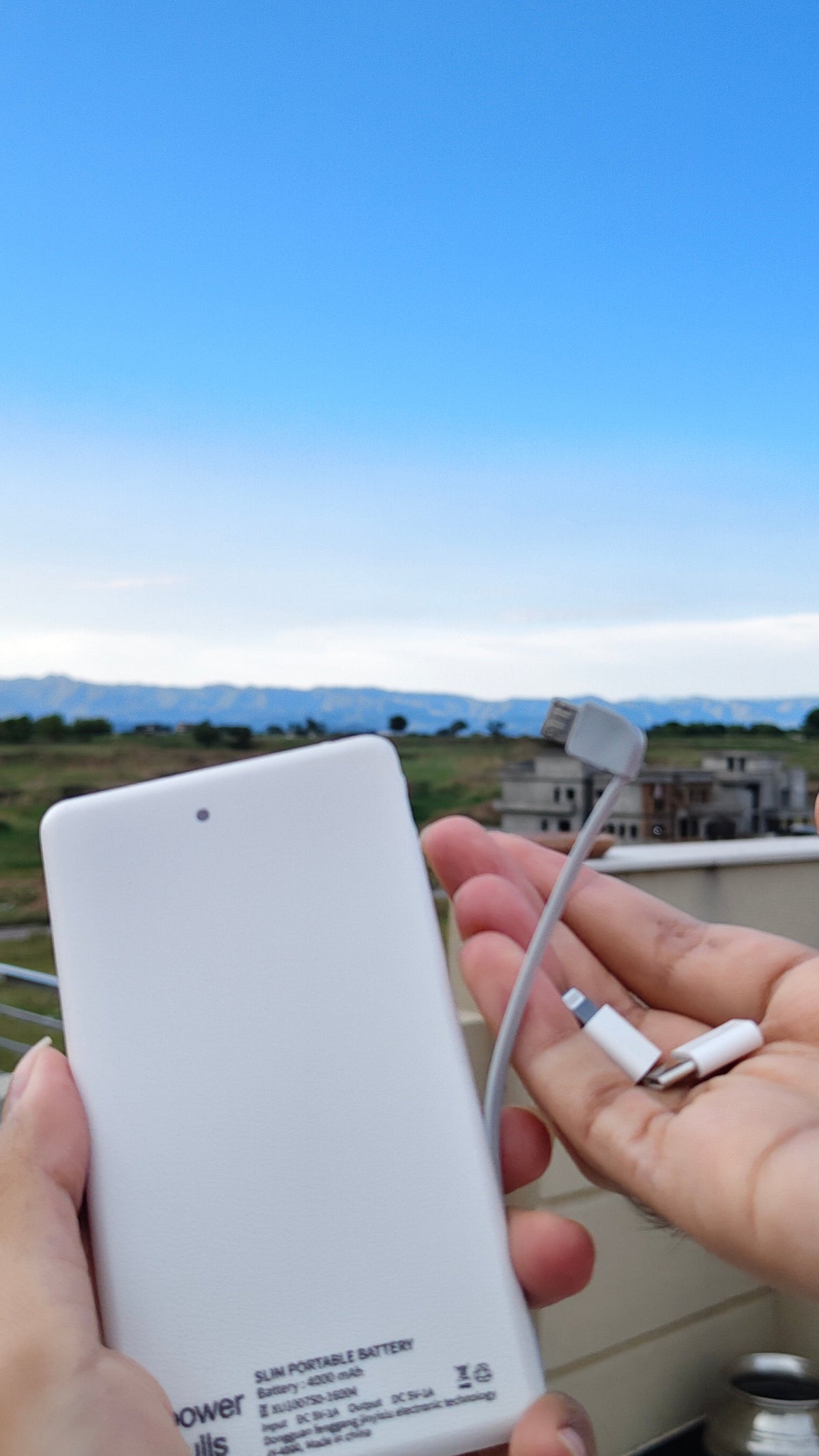 Ultra slim 3-in-1 power bank – product image