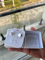 EarPods with Lightning Connector – product image