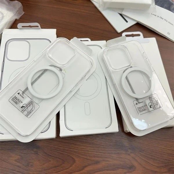 Crystal Clear MagSafe Case – Anti Yellowing