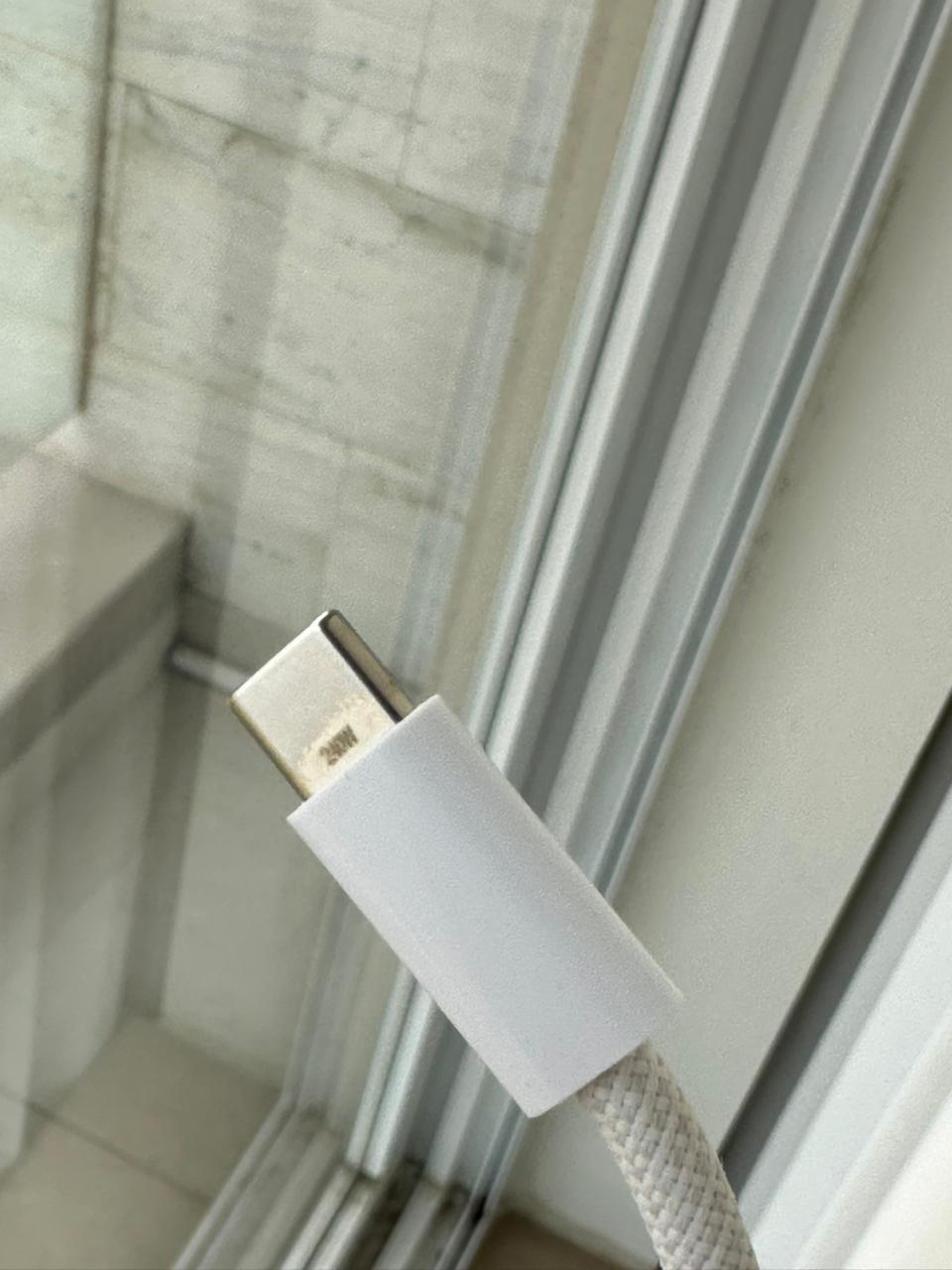 Apple USB-C to USB-C cable 2m 240W – product image