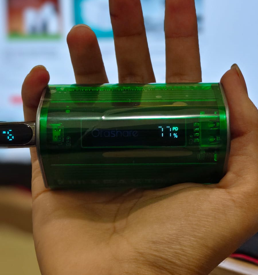 Orashare OT11 transparent mini 10000mAh power bank – product image