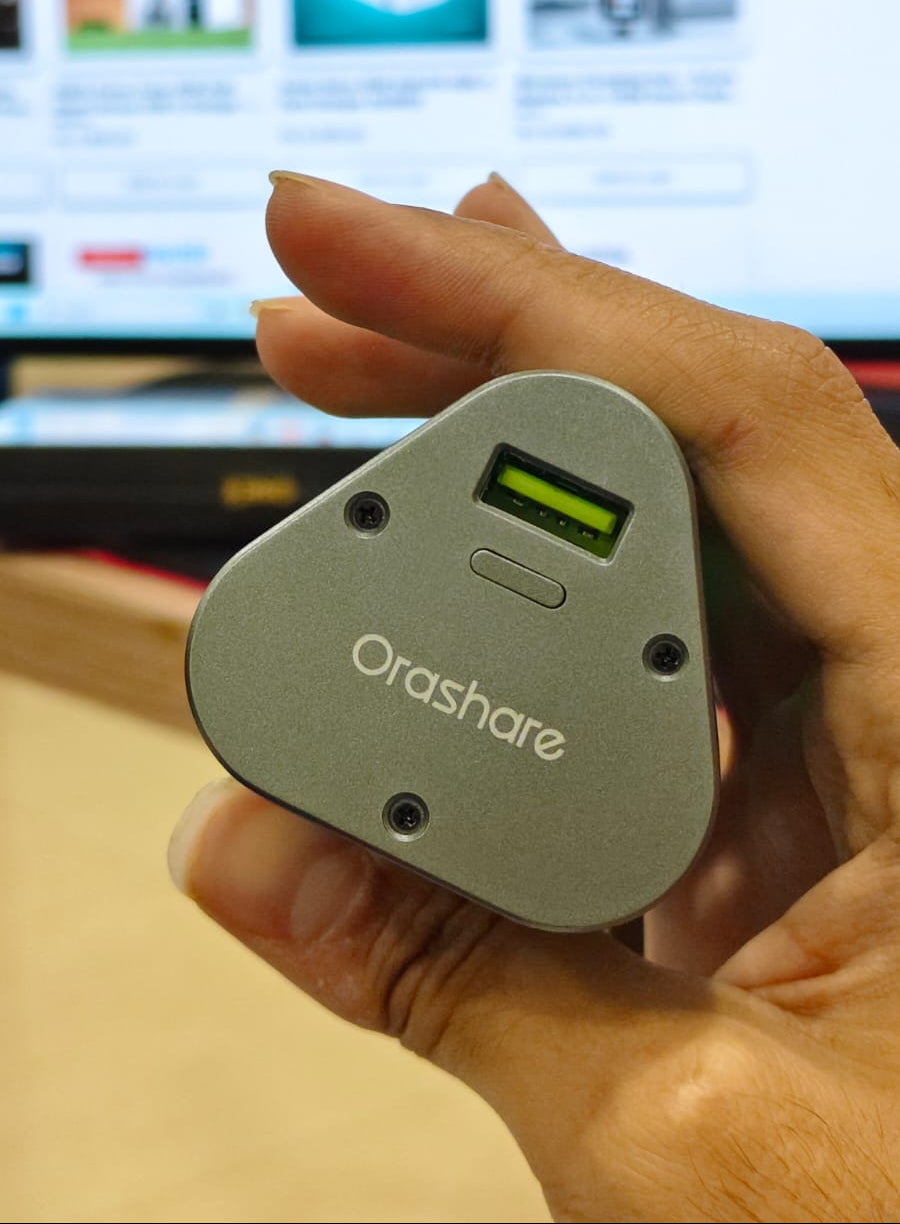 Orashare OT11 transparent mini 10000mAh power bank – product image