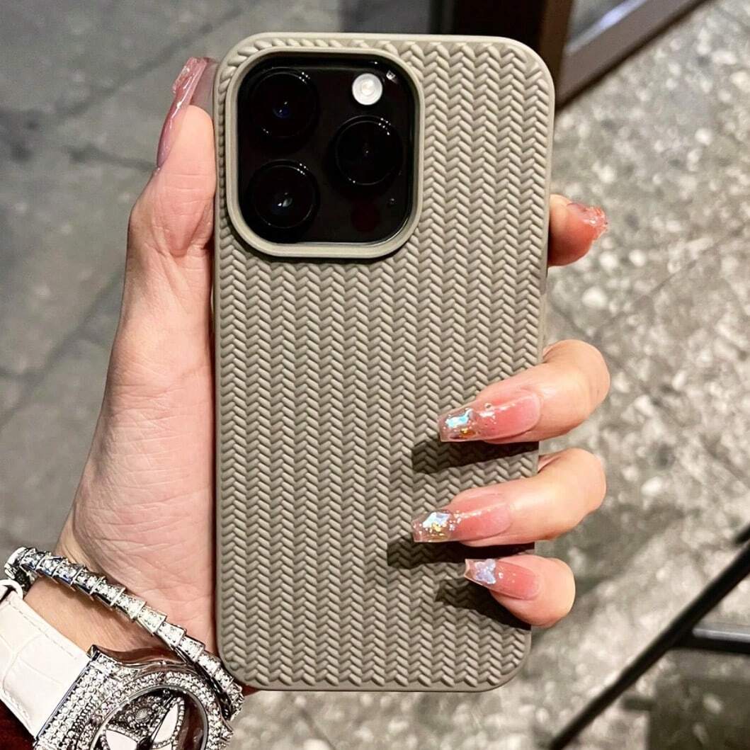 Woven Wonder Case